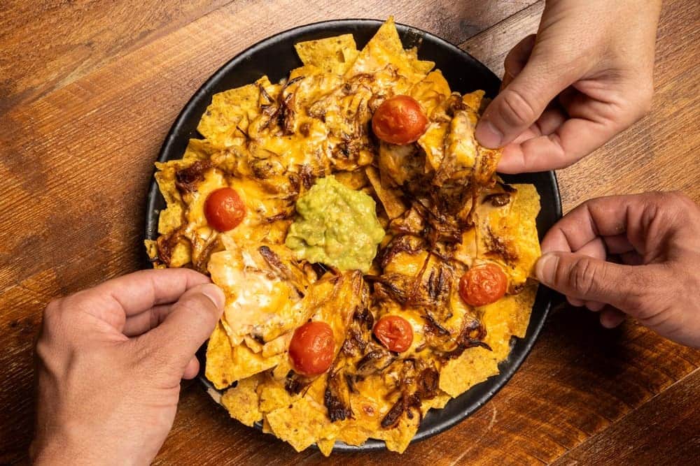 nachos para compartir en el Ginlab